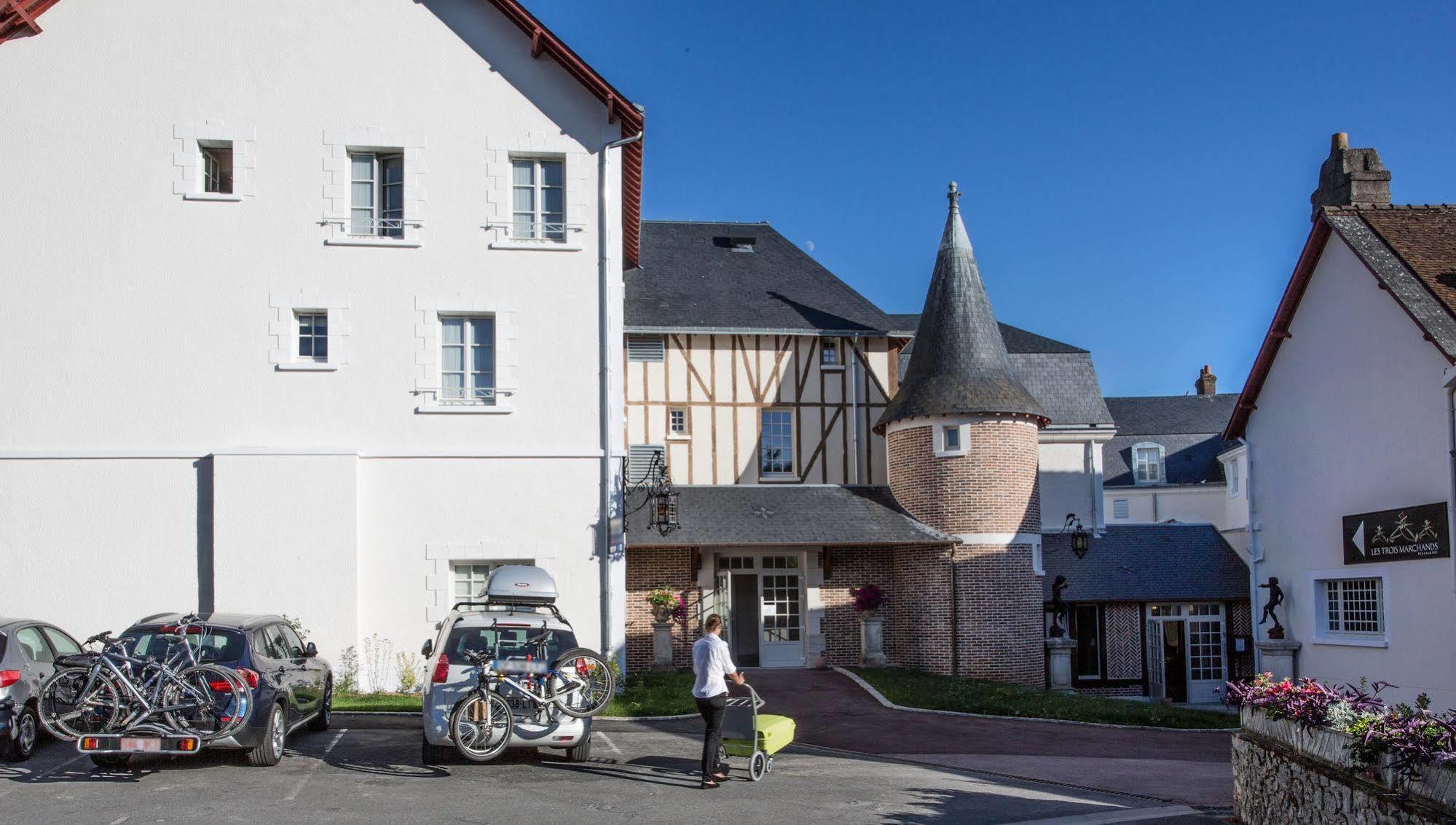 Relais Des Trois Chateaux Hotel-Restaurant - Teritoria Cour-Cheverny Eksteriør bilde